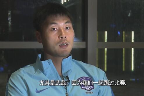 永贝里在节目中表示，阿森纳确实有和曼城竞争的实力，但球队进攻不稳定让他对枪手持一定的怀疑态度。